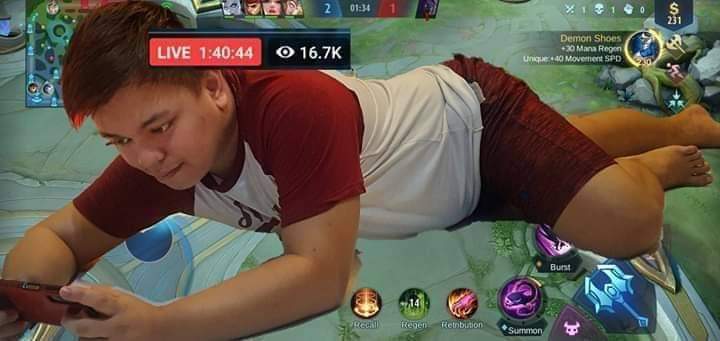 Beberapa Cara Kocak Youtuber Gaming Saat Live Streaming Ini Bikin Auto Ngakak